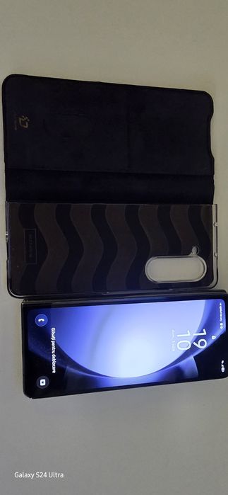 Samsung z fold 5