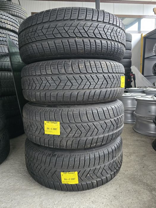 4 Броя 235/60/18 Pirelli 2x7,4mm 2x6,3mm