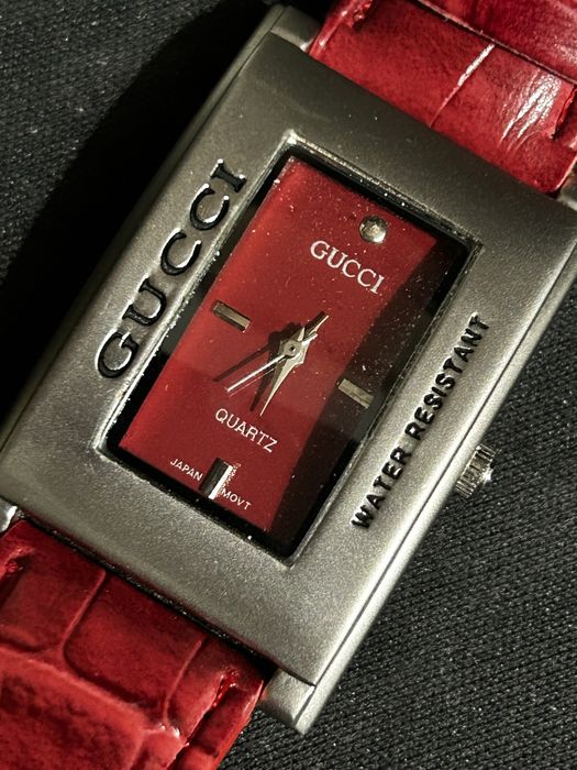 Ceas gucci rosu