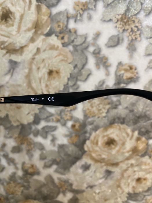 Продам очки оправу Ray Ban RB7085