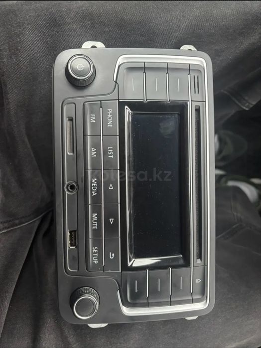 Магнитола RCD230
