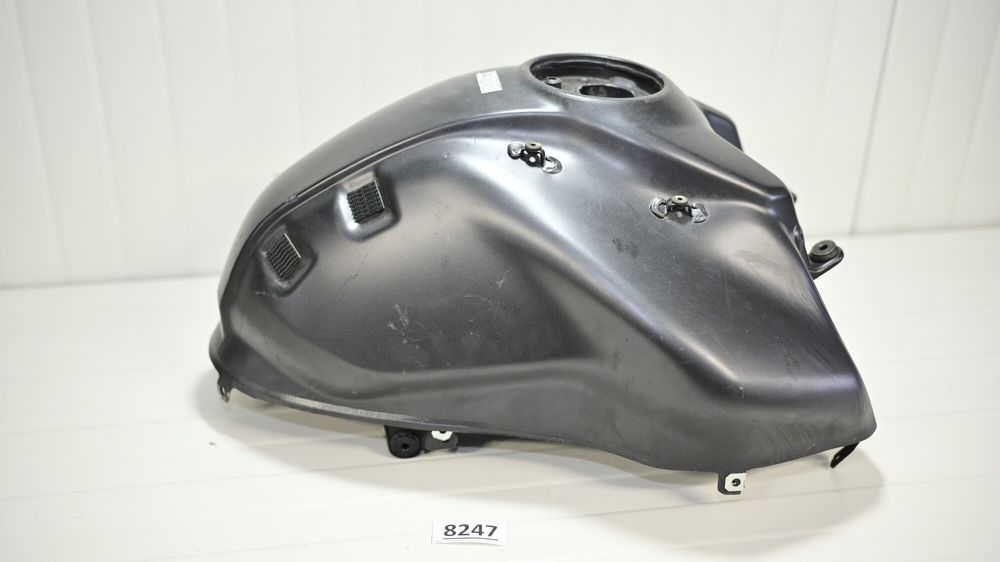 Ducati Monster 937 2021 2025 Rezervor de benzina