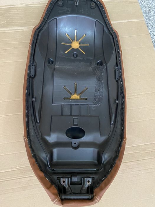 Седалка за Piaggio Beverly 300-350