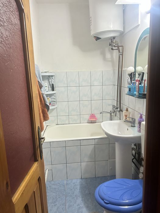 Vand apartament 2 camere