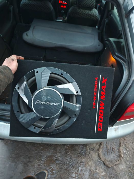 Бас каса Pioner 1300w