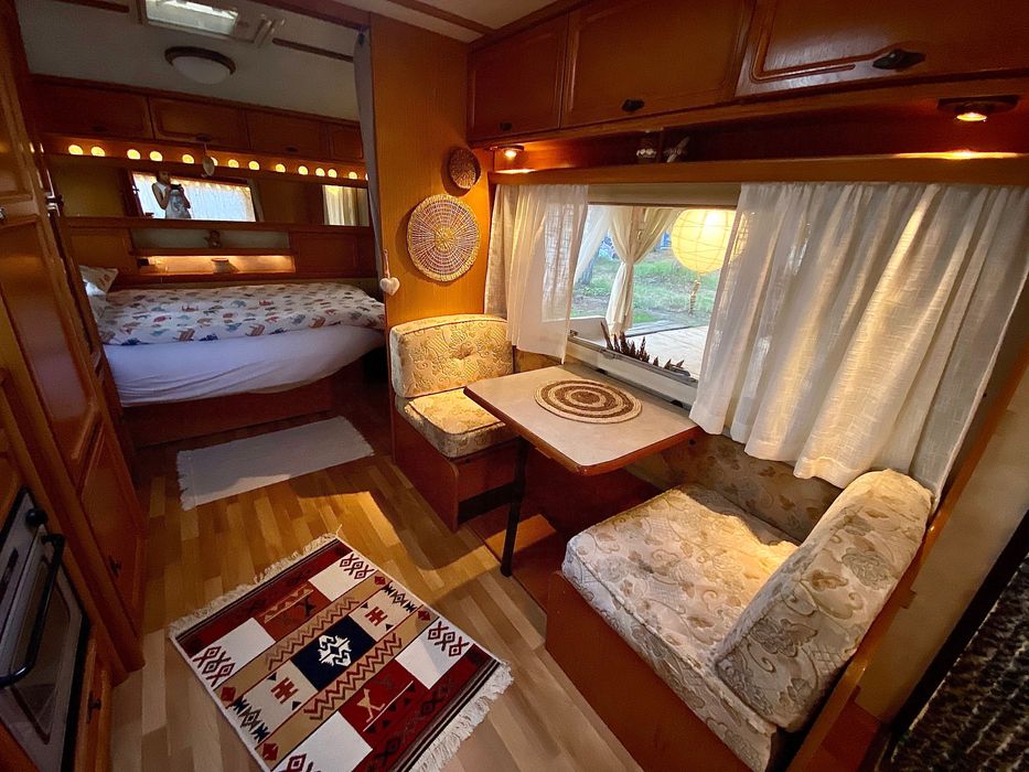 ЛЯТО 2026! Бохо Каравани под наем на “Кайт Къмпинг Градина” ДО ПЛАЖА