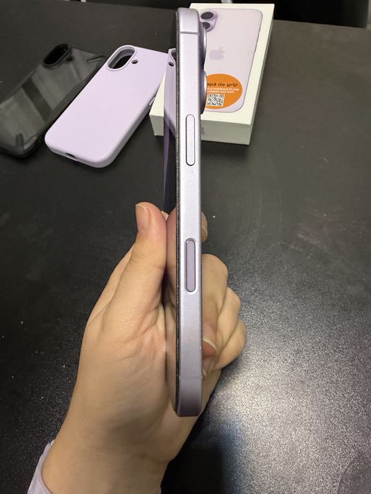 Vand Iphone 17 light purple