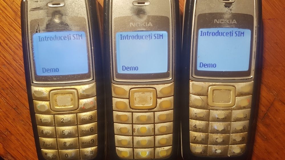 Cu butoane ,Nokia C5.00 si Nokia 1112