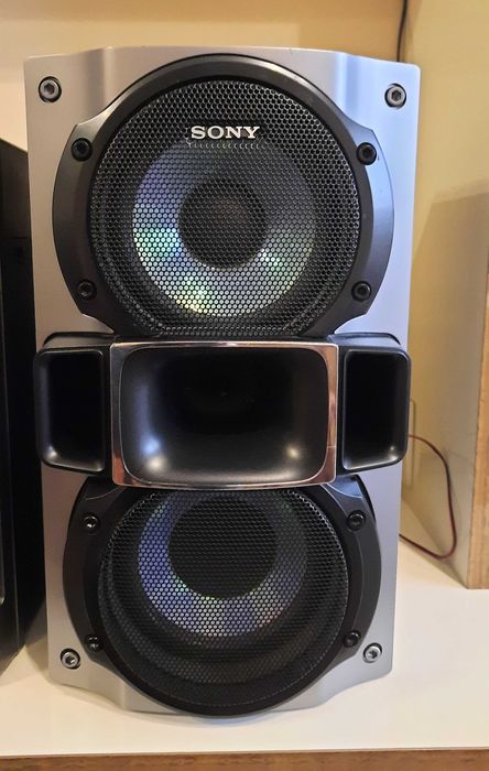 аудио система SONY с дист-топ състояние