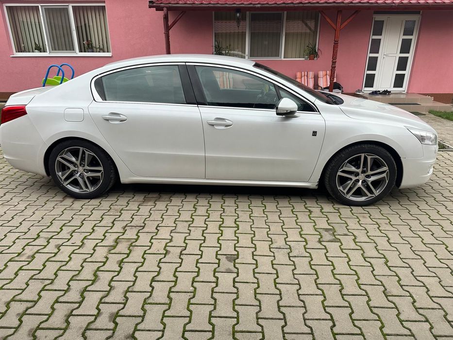 Peugeot 508 Hybrid, 2013