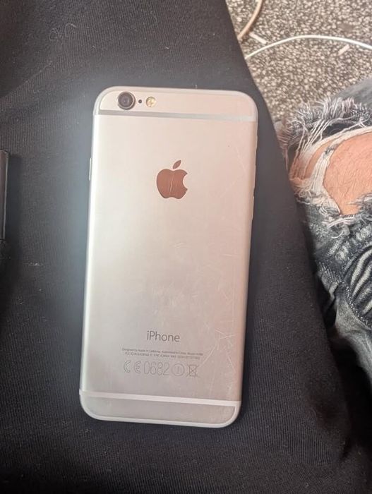 Vand sau schimb iphone 6