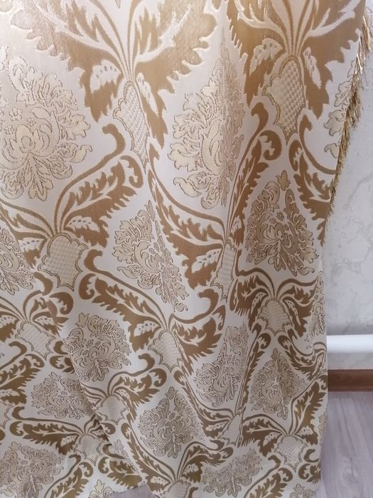 Перде немесе жапқыш (шторы)