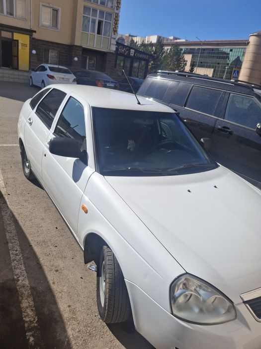 Продам машину приору