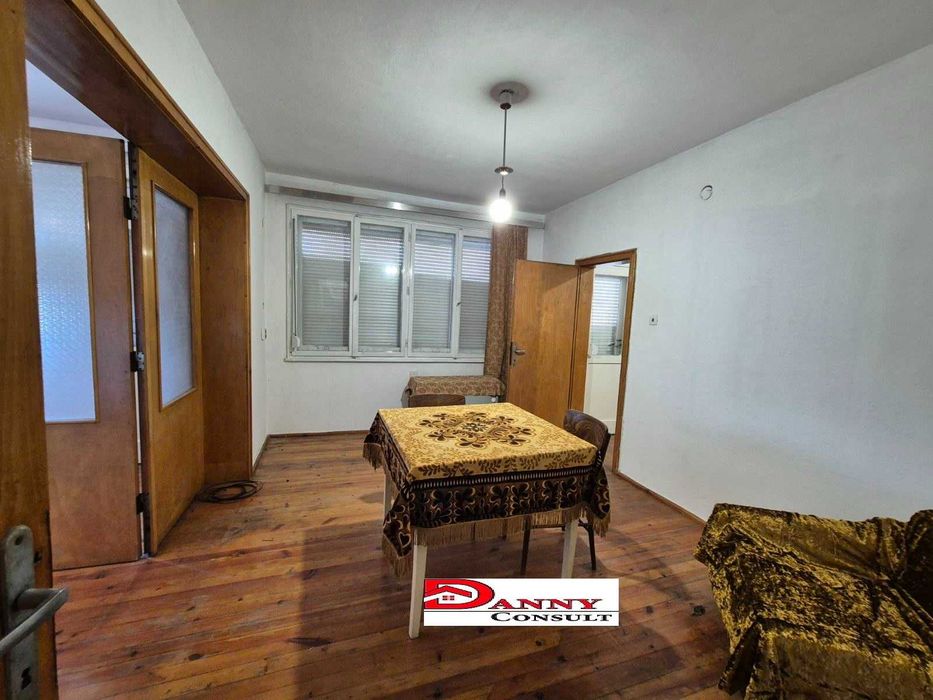 Продава се Многостаен апартамент в Велико Търново, Акация - 126 кв.м за 635 €/кв.м - Снимка #1