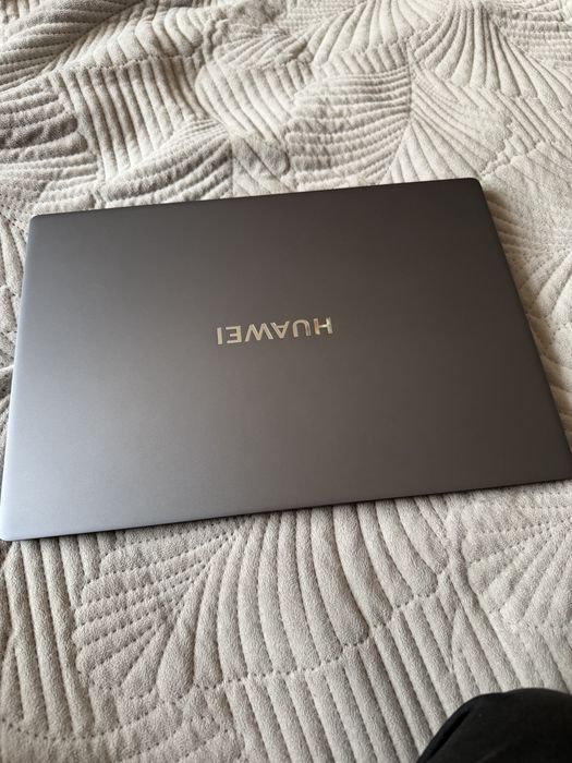 ноутбук Huawei MateBook D 16.