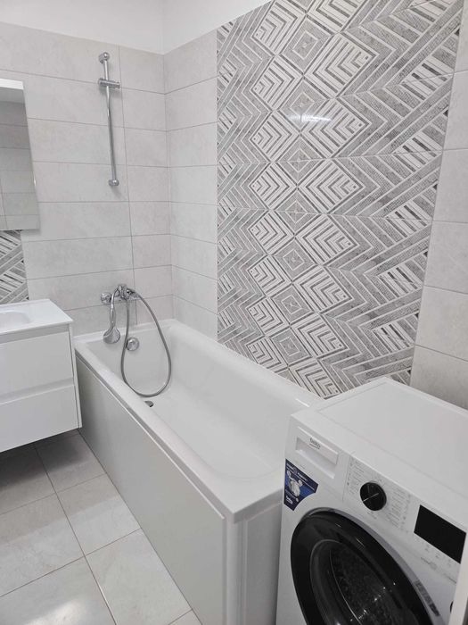 Apartament cu o camera si loc de parcare in cladire - Fara garantie