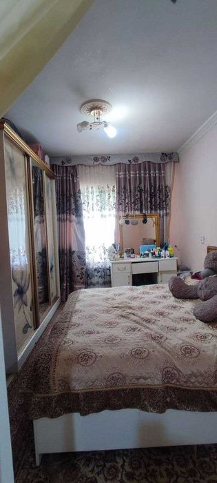 Срочно продаётся 2-х комнатная квартира, 10 м/р, Чирчик