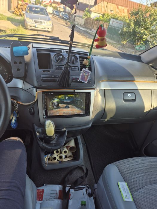 Mercedes Viano  7+1