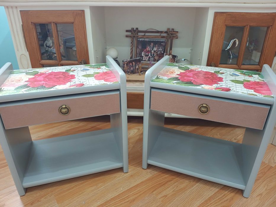 Noptiere mici reconditionate