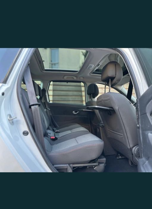 Vand sau schimb.URGENT