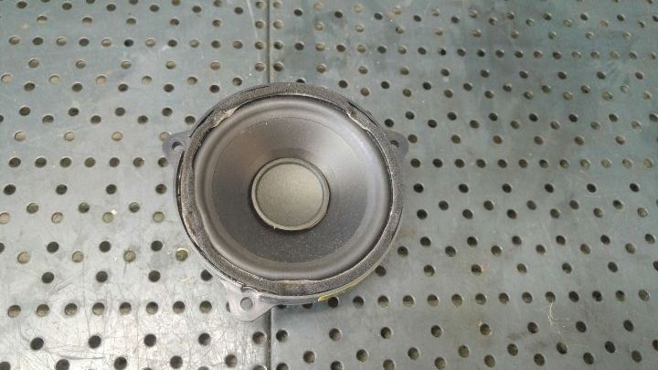 Boxa mica stanga spate land rover range rover 4 l405 vogue bj3218808bb 43410786426101
