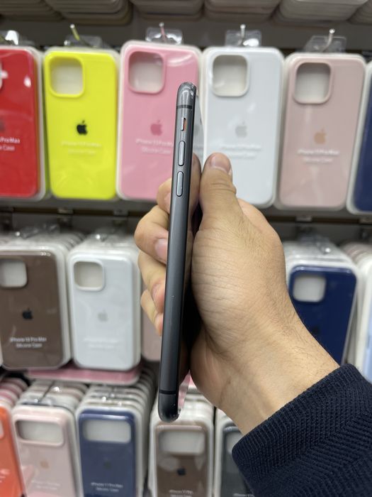Iphone 11 64g holati oʻrta