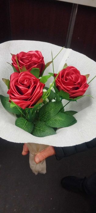 Сатенени рози за всеки повод