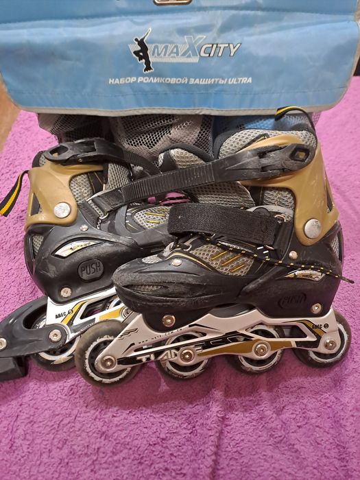 Роликовые коньки детские.