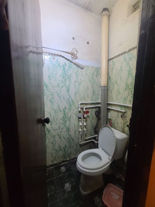 Срочно продаётся 2 комнатная квартира в городе Чирчике