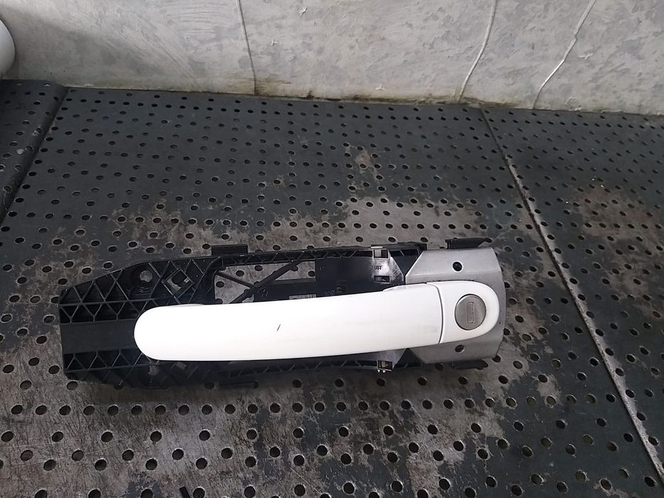 Maner usa stanga fata skoda fabia 3 nj3 5n0837885h