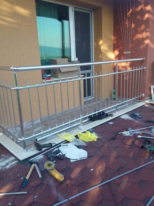 Алуминиеви парапети