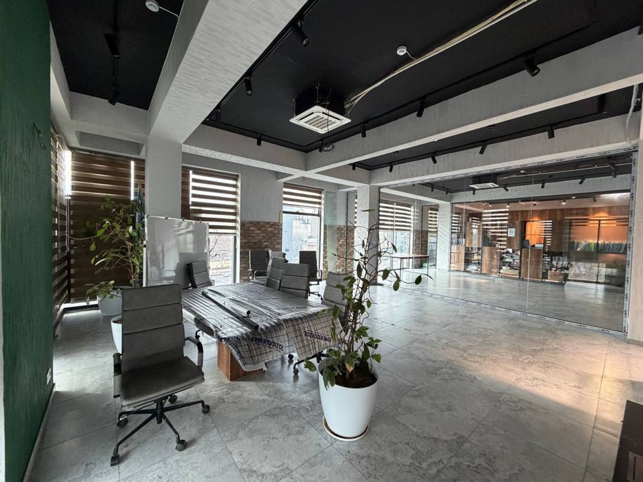 Стильный ЕвроОфис Вдоль дороги на Лабзаке