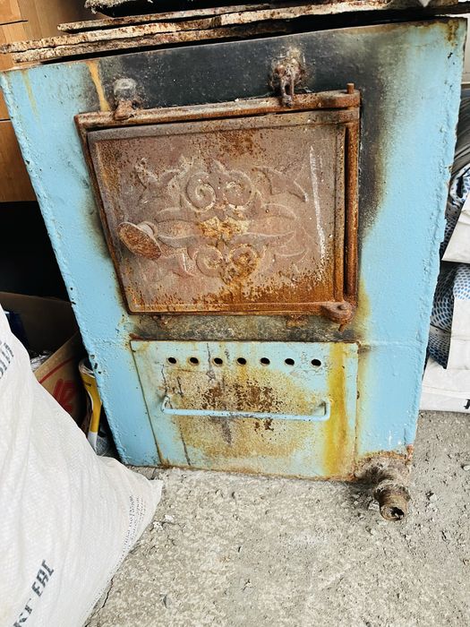 Радиаторы и печька на угле