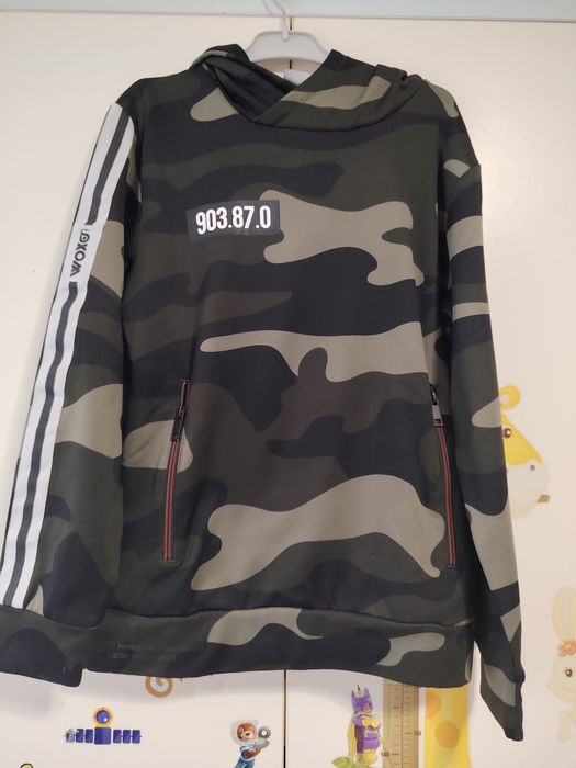 Bluza camuflaj WOXO băieți, mărime 146–152, foarte bună, 15 RON

Bluza