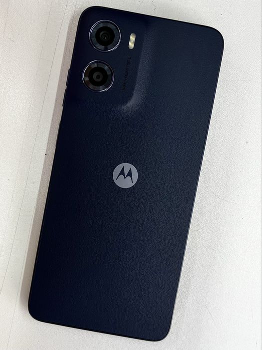 Продам  Moto  e15