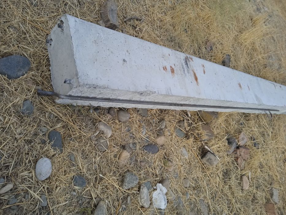 Столбы новый 12 метровый