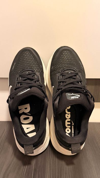 Adidasi Nike Vomero 18 Marimea 43
