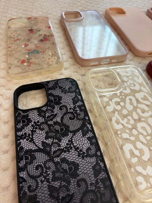 Калъфи за iPhone 13