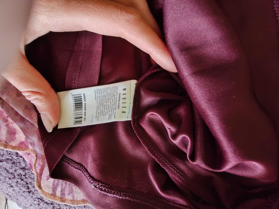 Тюлена рокля MOHITO