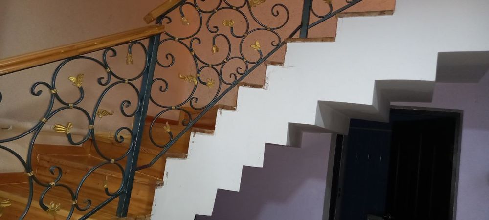 Продаются перила