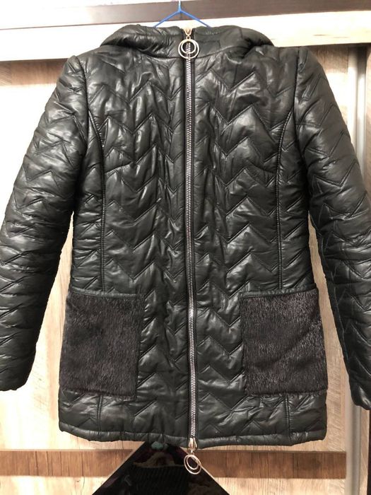 куртка черная С,М размер