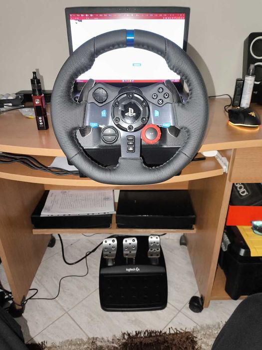 Vănd volan Logitech G29