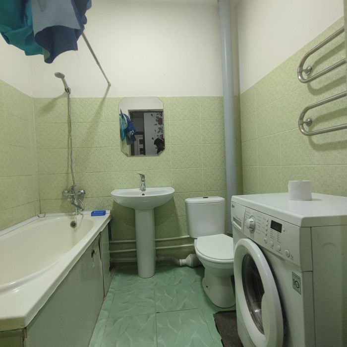 Sergeli-7A da 2 xona kvartira Srochna Naqd va Ipotekaga Sotaman.