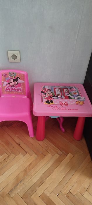 Детска маса,стол ,количка,cry babies с кутии