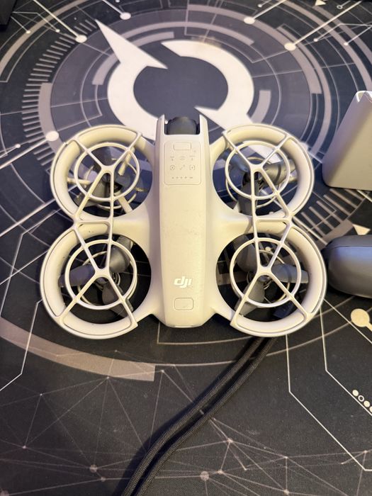 Ofer la vanzare DJI NEO 1