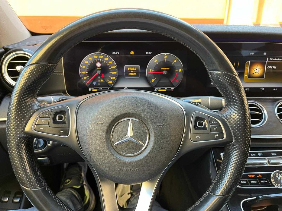 Mercedes_E220_ALL_TERRAIN 4x4-Variante Auto/ATV