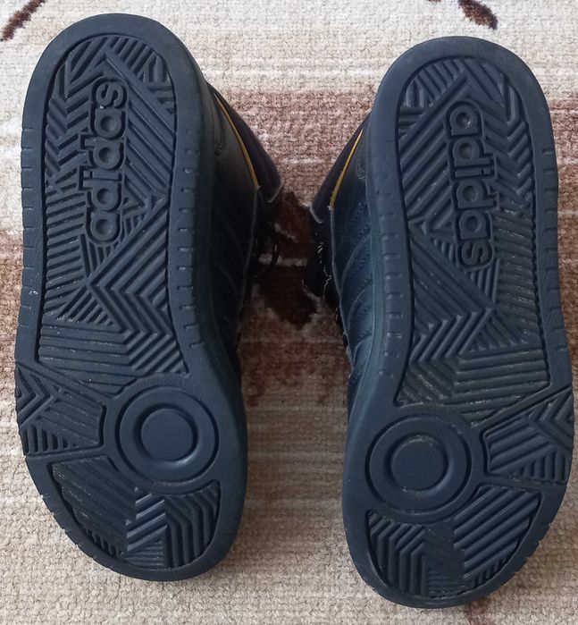 Adidas sportswear  -  Спортни обувки от еко кожа с лого