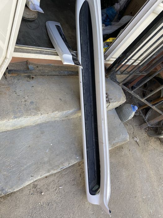 Порог ленд крузер