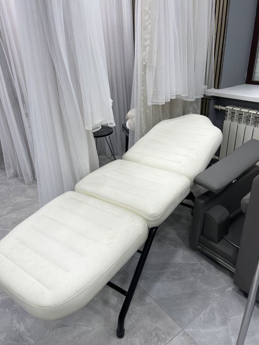 Массажная кушетка