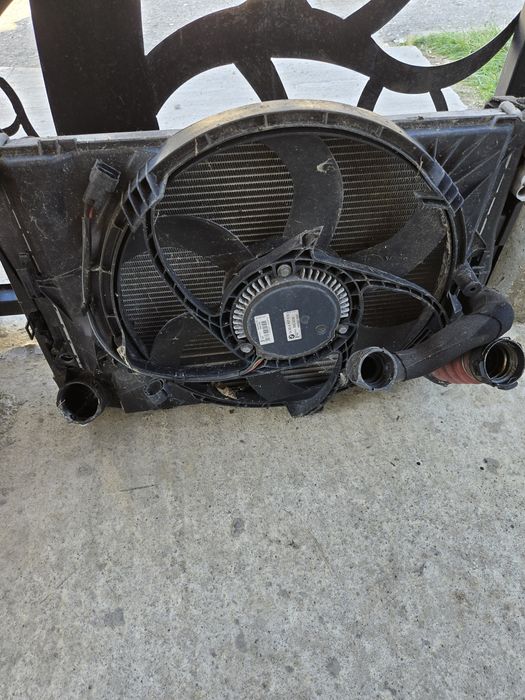 Радиатори и перка за бмв 120,123,320 дизел 2007-2012 г.